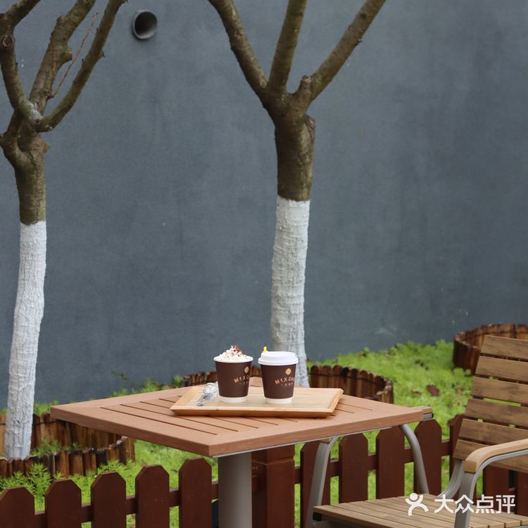 大连新店｜居民区里的小资田园咖啡馆