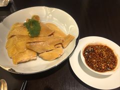 湛江沙姜靓鸡（半只）-广州柏悦酒店·悦景轩·粤菜餐厅