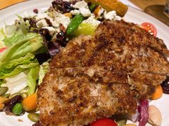 山核桃鸡肉沙拉-The Diner X餐厅(青岛万象城店)