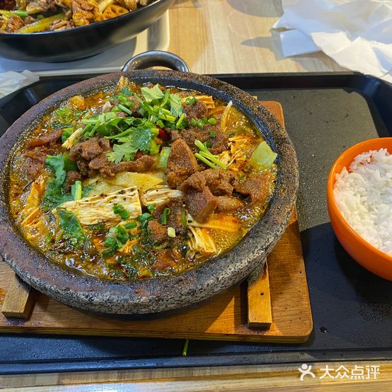 联发天虹美食城
