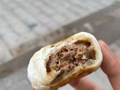 黑胡椒牛肉月饼-长发西饼(临顿路店)