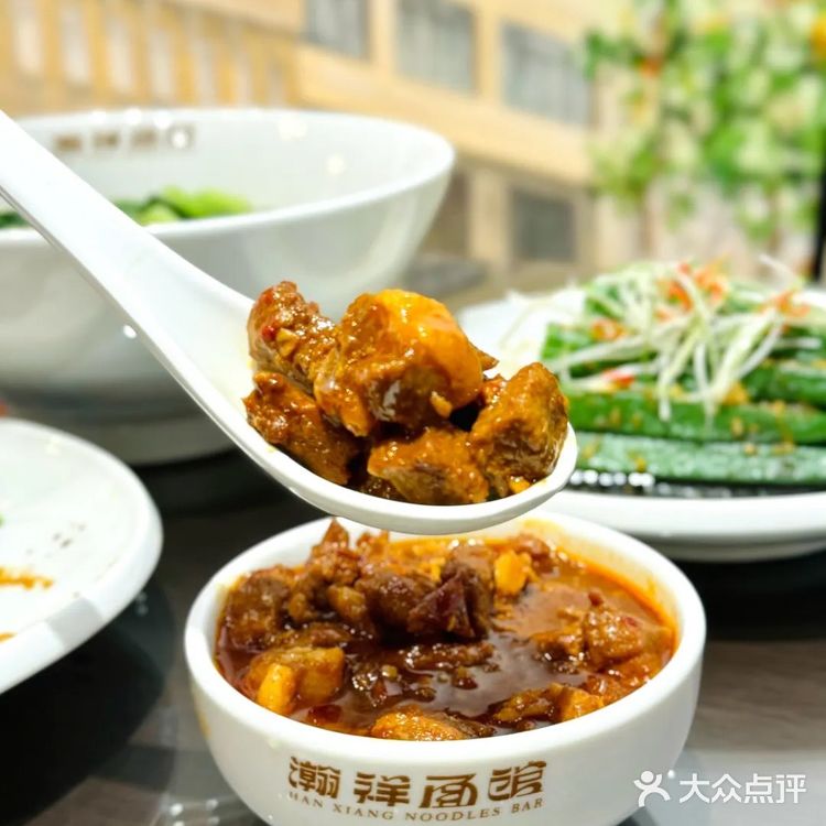 坐拥武康大楼~品一碗老上海本帮面🍜