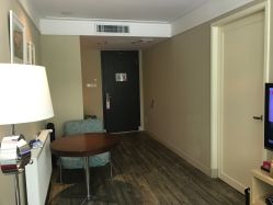 -知爱母婴专护全套房月子会所(新华路店)