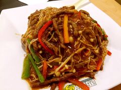 金针菇牛柳盖饭-西部马华清真兰州牛肉面·烧烤夜市(关东店)