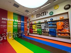 -m豆巧克力世界(上海世茂广场店)