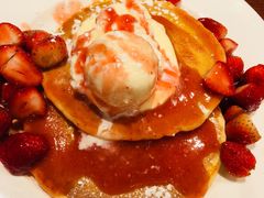 -Pancakes on the rocks(Darling Harbour)