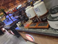 -汉江山料理级自助烤肉(荆州万达店)