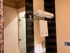 -南洋冠盛酒店(广州天河公园地铁站店)