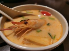 -大头虾越式风味餐厅(光明广场店)