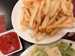 香脆薯条-WOLFGANG PUCK KITCHEN & BAR(迪士尼小镇店)