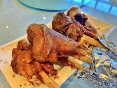 烤小羊腿-伊祥·敦煌楼