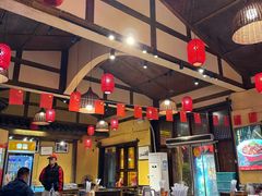 -富正毅三下锅·湘西韵味(天门山索道店)