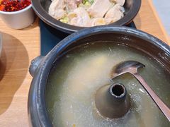 云南经典汽锅鸡-云海肴·汽锅鸡·云南菜(东坝金隅店)