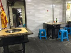 -石灰市毛记烧鸡公(解放碑店)