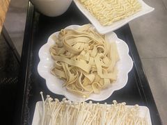 千张-淼鑫猪肚鸡(萝岗香雪牌坊店)