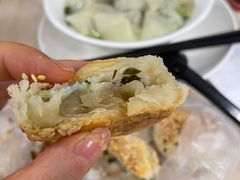 蟹壳黄-王家沙点心店(南京西路总店)