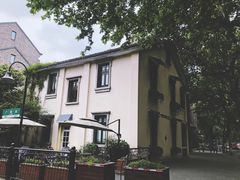 -也枫·小黄楼(南山路旗舰店)