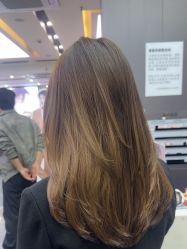 -藤野造型烫染·漂发