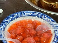 -果松木炭酸菜铜火锅·外婆参鸡汤