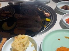 -黑豚黨韩国烤肉料理(悦然时光店)