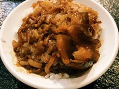 -胡须张鲁肉饭(美食文化馆店)