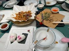 -悦得闲广式点心茶楼(蓝鲸世界店)