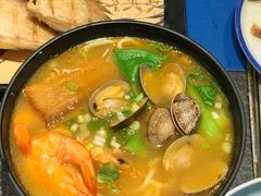 -马路边上·小海鲜烧烤(八一路店)