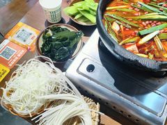 -黔有有贵州酸汤夺夺粉火锅(五味十字店)