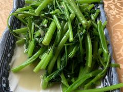 -维吾尔餐厅(宜山路店)