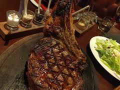 -恰餐厅及酒吧 CHAR Bar & Grill (北京丽都皇冠假日店)