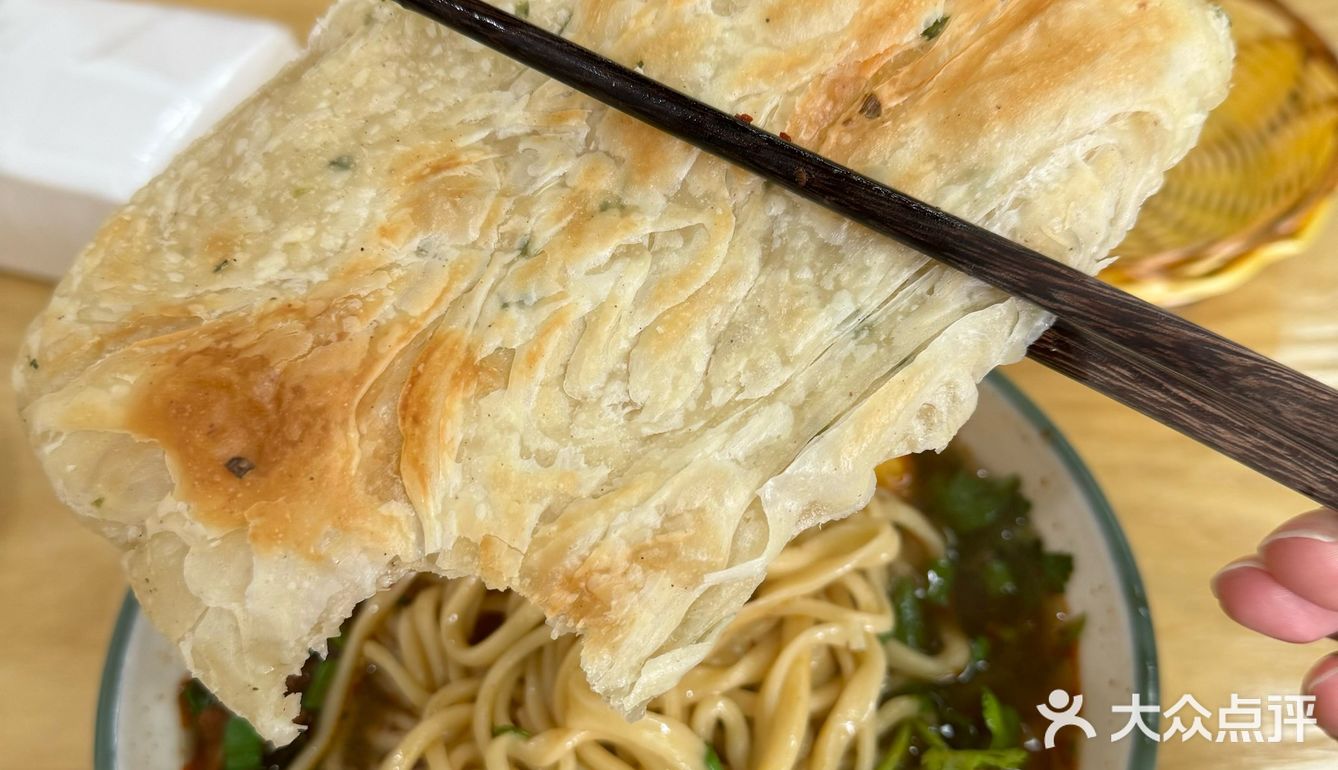 打卡瑶海开了30年的牛肉拉面店|隆岗老字号✅