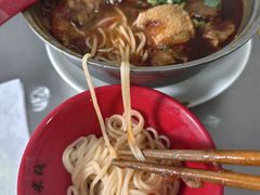 -铁锅哥米线