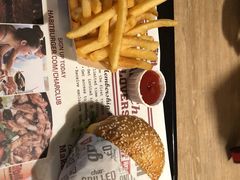 -The Habit Burger Grill 哈比特汉堡(复兴soho店)