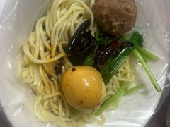 -丁记牛肉手擀板面