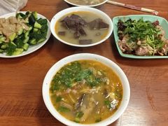 -春雨羊汤店(广开四马路总店)