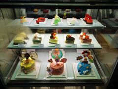 面包甜点陈列柜-街角 T·COFFEE 融合料理·BISTRO(车公庙店)