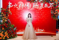 -台湾蔡美月婚纱租赁