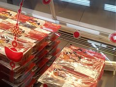 -周黑鸭(郑州中原区华山路中原万达沃尔玛店)