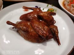乳鸽-广州文华东方酒店·江-由辉师傅主理