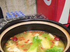土鸡煲-国生茶庄·地道农家菜团建活动