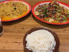 -先启半步颠小酒馆(周浦万达店)