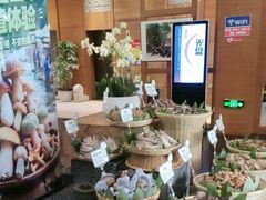 -黔蘑菇四季餐厅(观山湖店)