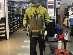 -迪卡侬(大英山店)