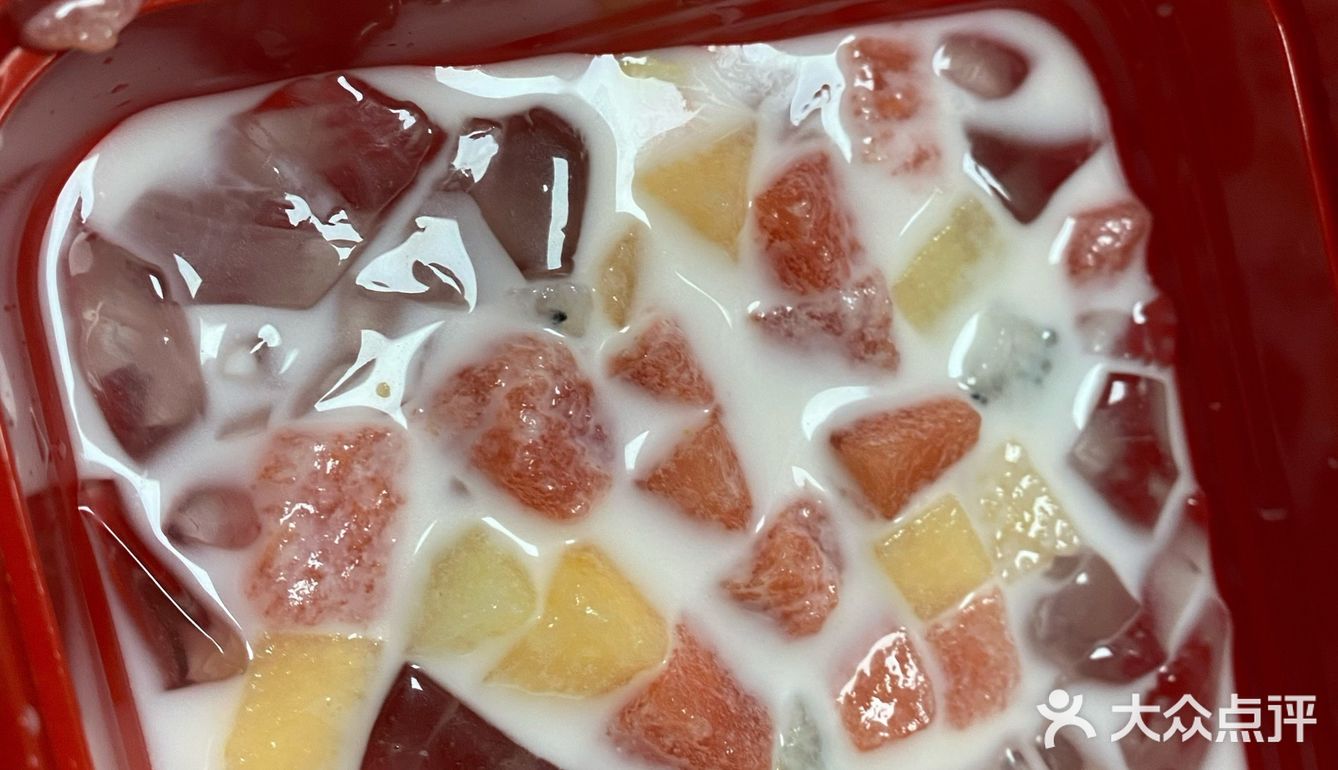 想了很久的太二酸菜鱼～现在有机会吃到了～很满足