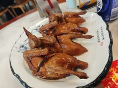 乳鸽-芳华轩•客家菜馆(梧桐山店)