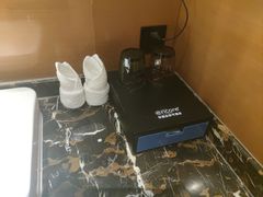 -武汉武昌站街道口华美达安可酒店