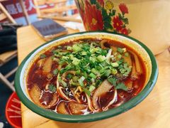 -拈签一笑黄牛肉辣卤串串
