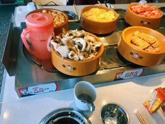 -龍歌自助小火锅(市南金茂湾店)