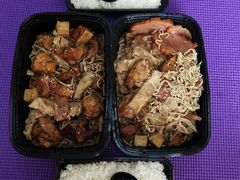 -吉吉向上炭烤鸡肉煲(大学城店)