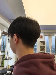-镁连社·美联社